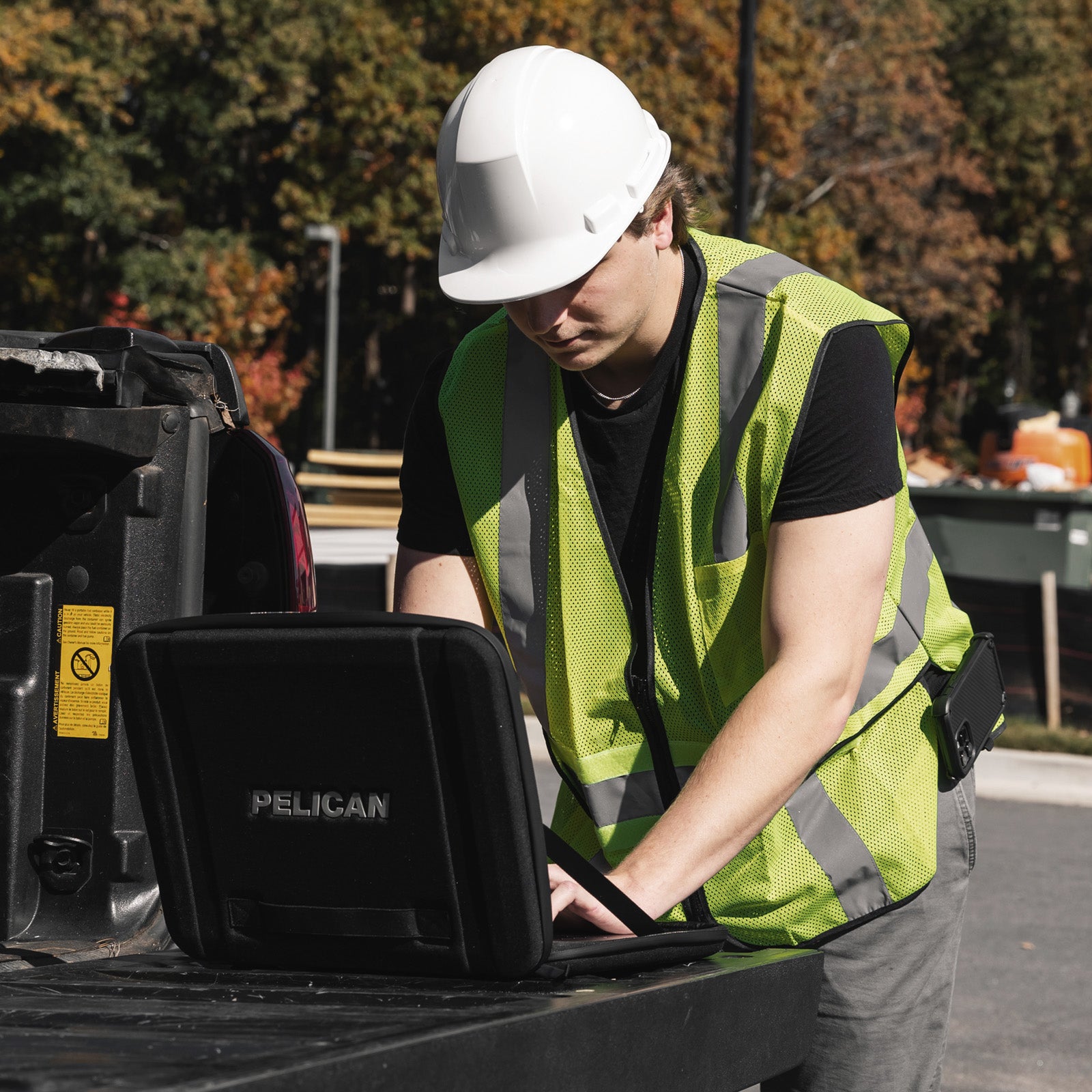 Pelican Adventurer Laptop Sleeve (Black)